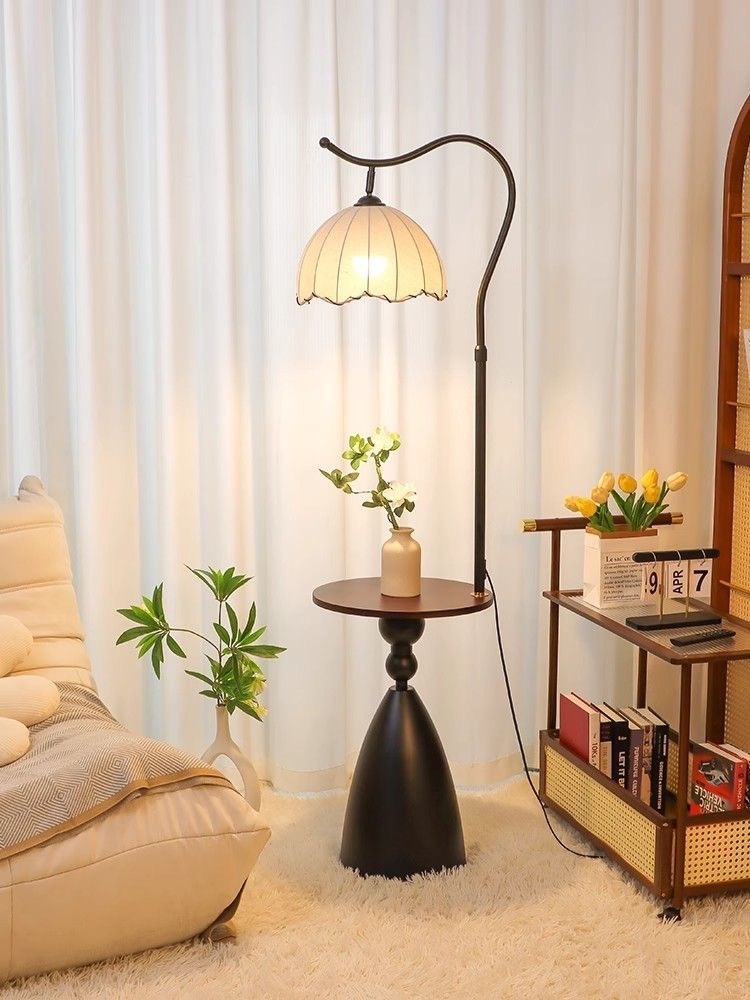 Full-spectrum Vintage floor lamp, retro living room sofa side ambient light, bedroom design sense bedside lamp pic 15