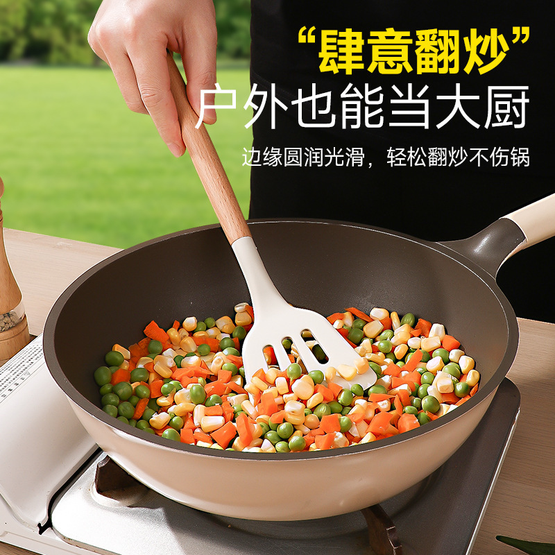 Outdoor knife set, portable kitchen ceramic kitchen knife, fruit knife, cutting board, camping picnic, camping storage Application Scenario