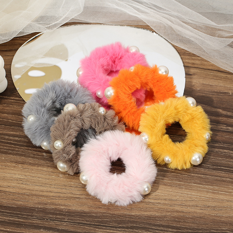 Korean-style plush hair tie, fashionable and simple hair tying, large intestine circle, popular rabbit fur imitation, elegant pearl hair tie headwear