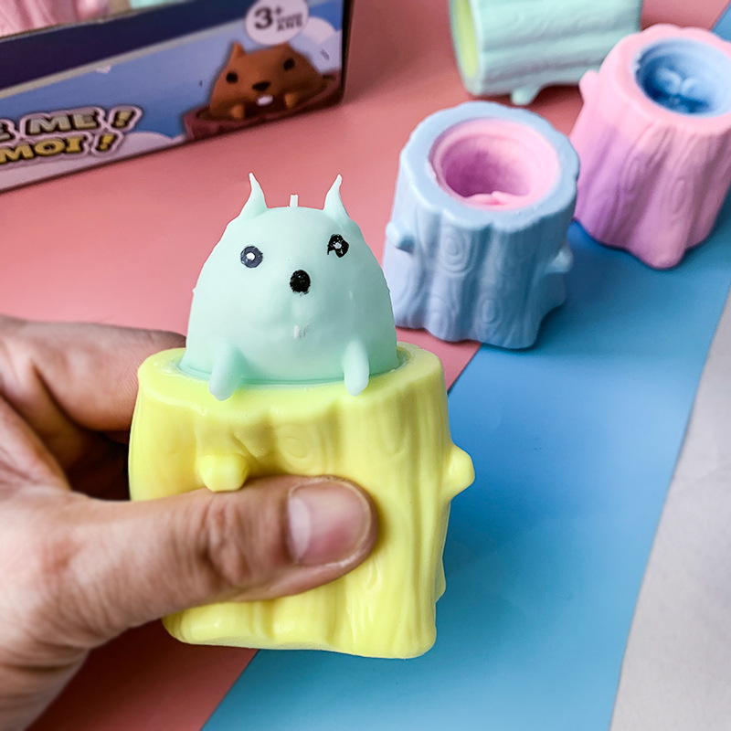 New stress-relieving Squirrel Cup, multi-color squeezing and pinching fun pocket, little animal release tool, stress-relieving pinching toy Specification image