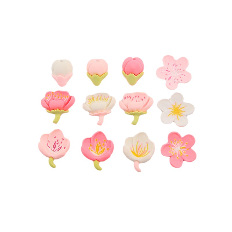 Wholesale of new resin accessories, cream glue ornaments, headwear, hair clips and phone cases from the cute cartoon peach blossom series Item Picture