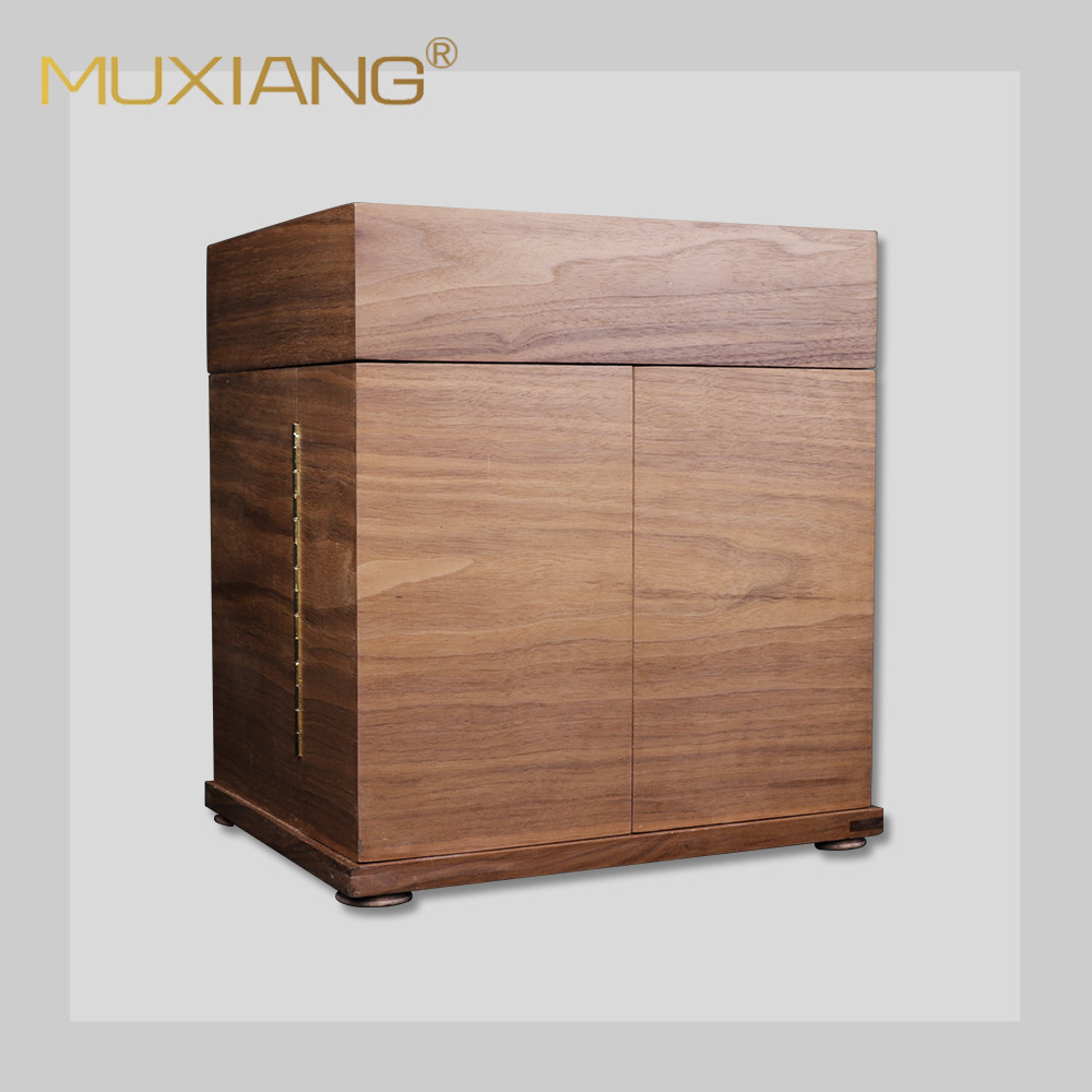 木香实木烟斗白底实物图