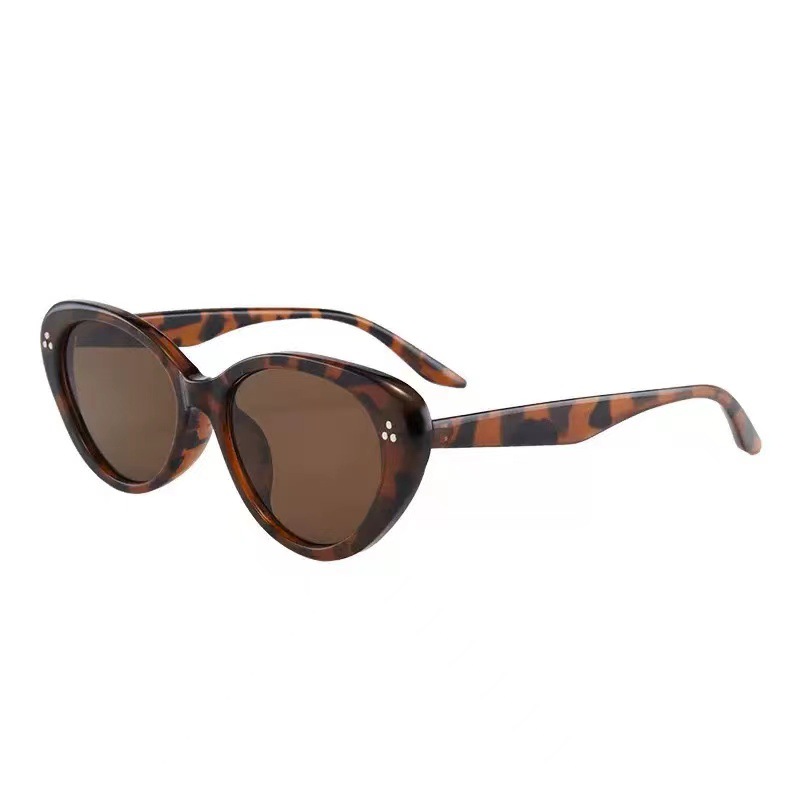 2025 New retro rice nail cat-eye sunglasses, fashionable and high-end, versatile, face-enhancing, street style, sun protection sunglasses Specification image