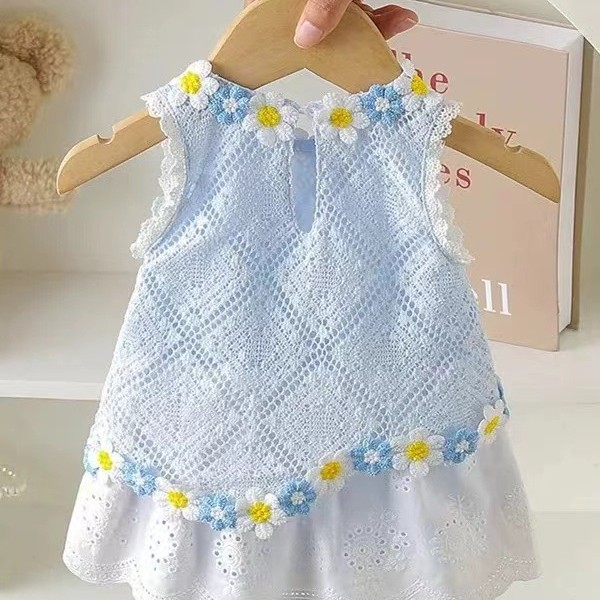Factory in-stock best-selling children's clothing accessories: milk silk embroidered lace, blue and white large and small flowers, 3.3cm skirt hem lace Application Scenario