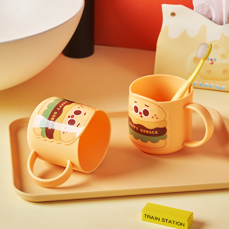 New hamburger, cute cartoon, household plastic toiletry cup, convenient household bathroom brushing cup, supermarket toothbrush cup full figure