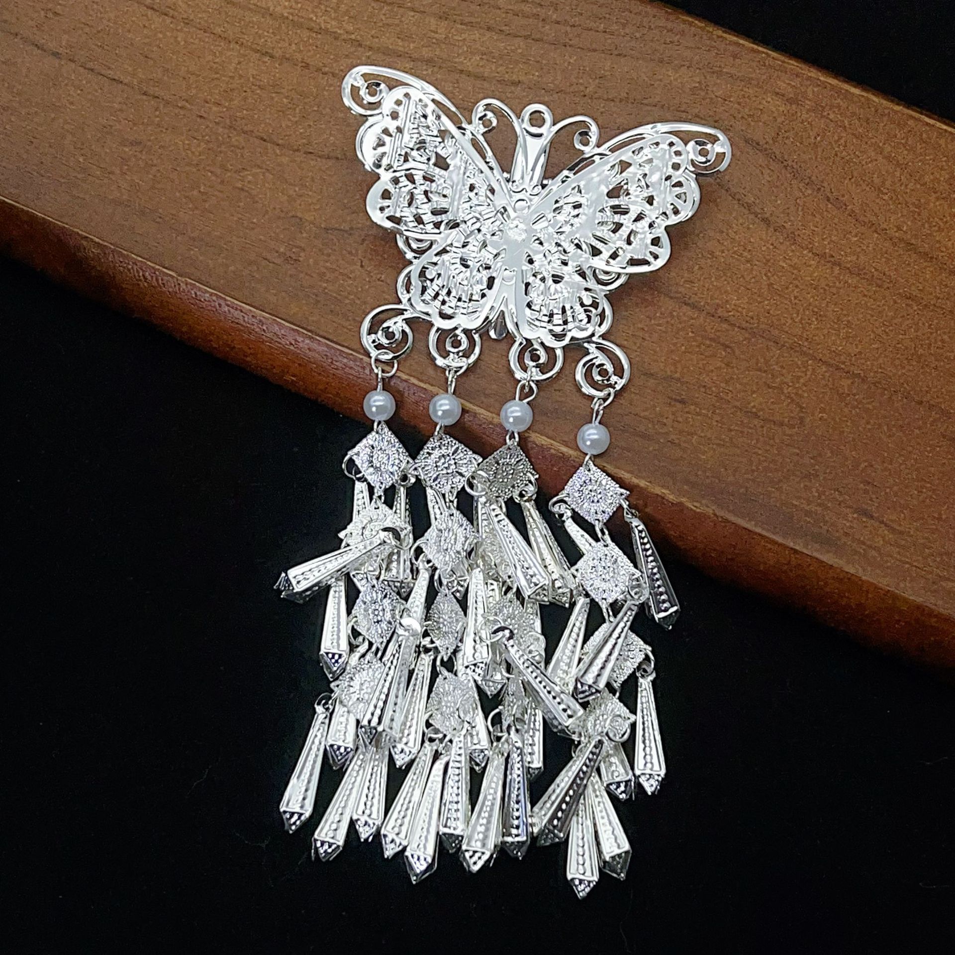 国风国潮民族风蝴蝶流苏发夹早春配饰发饰发卡女高级感古风头饰夹子鸭嘴夹产品图