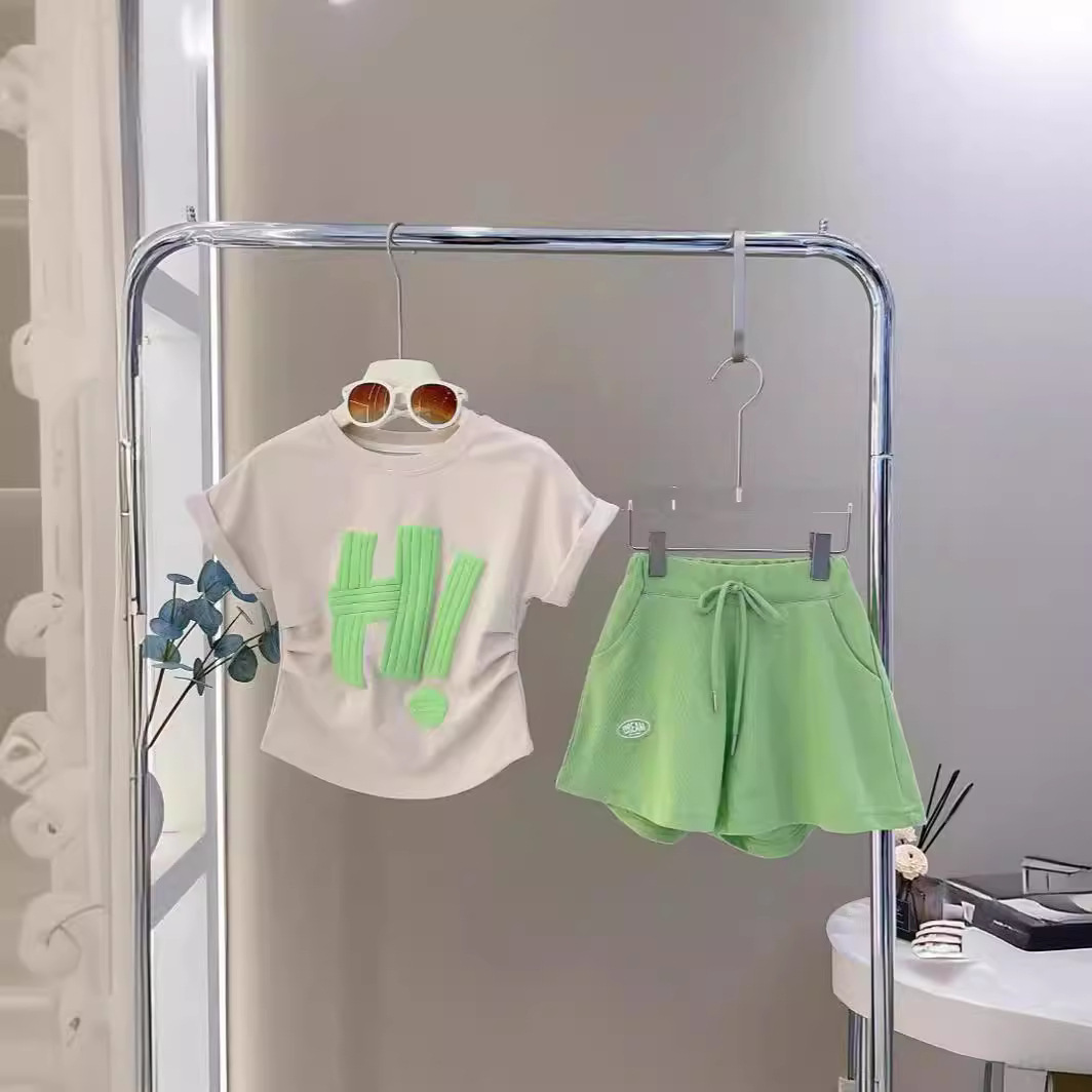 童套装实物图