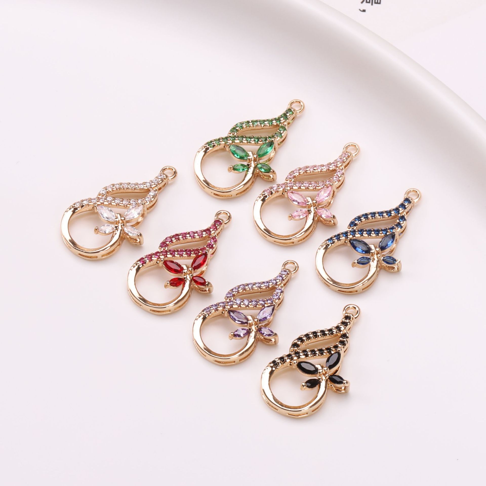 饰品配件产品图