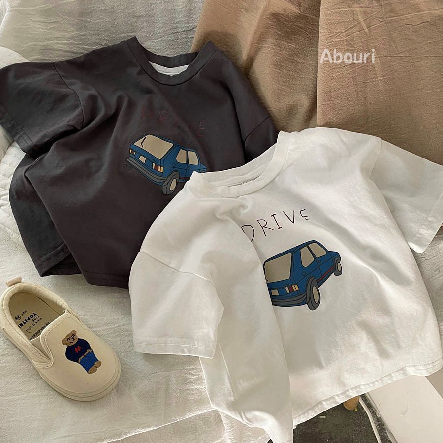 New boys' short-sleeved, small children's pure cotton T-shirt, children's loose half-sleeved, thin children's clothing, summer cartoon car