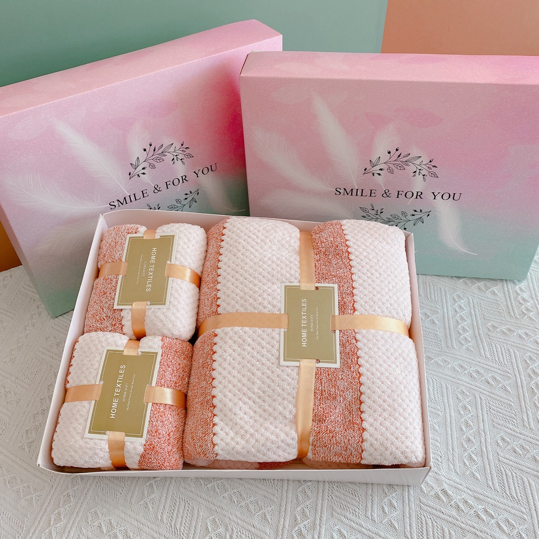 【 Chi Jia 】 Coral Velvet Towel, Bath Towel, Chinese Knot Cover, Three-piece Set, Gift Box, Wedding Gift and Souvenir