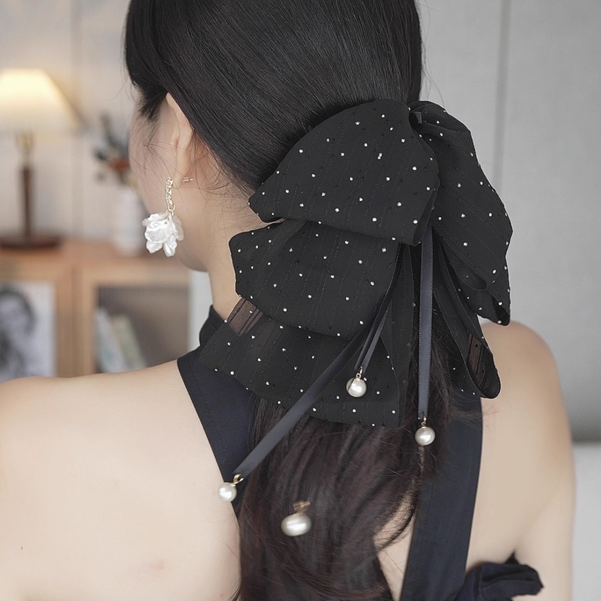 Listen To The Rain Grab Clip 2024 New Star Four Streamer Hair Clip Show The Amount Of French Gentle Sweet Hair Accessories Application Scenario