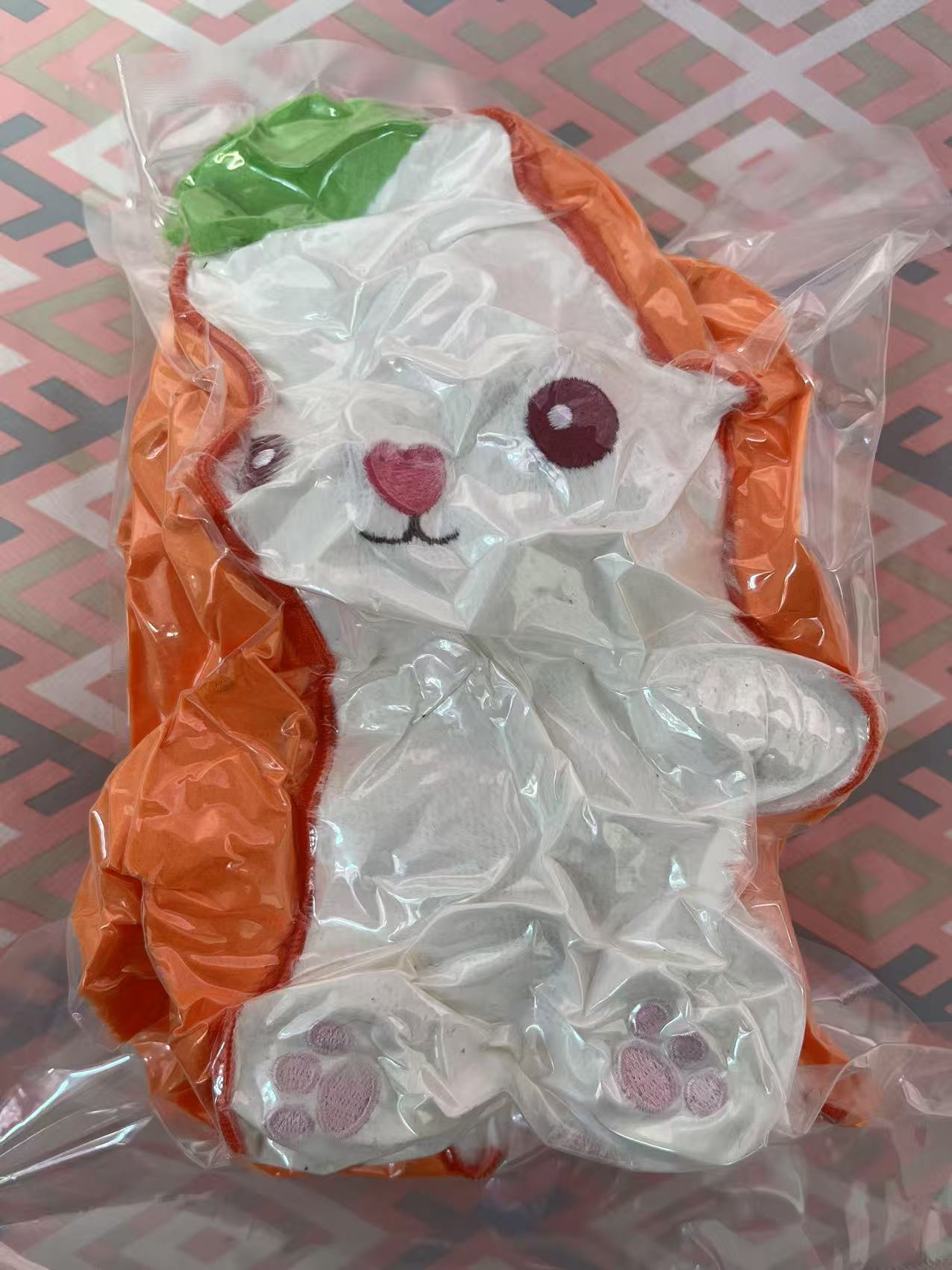 新款创意草莓变身兔小果玩偶胡萝卜可爱小白兔公仔毛绒玩具礼品详情6