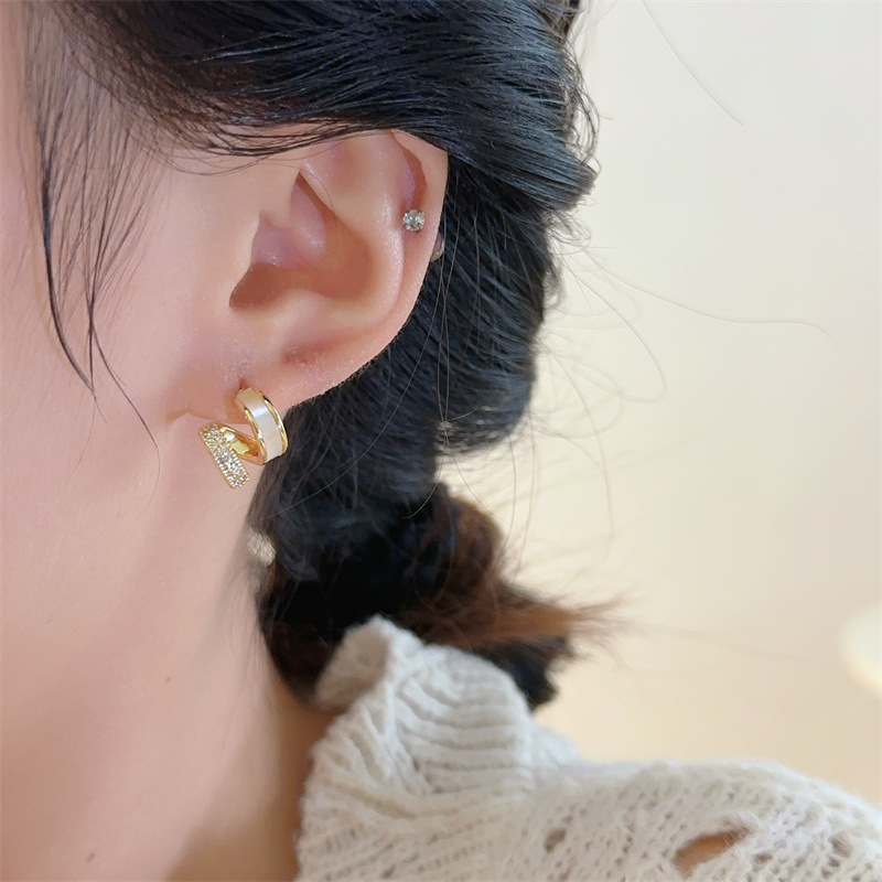 饰品/耳钉/耳饰/耳钉植绒/耳堵细节图