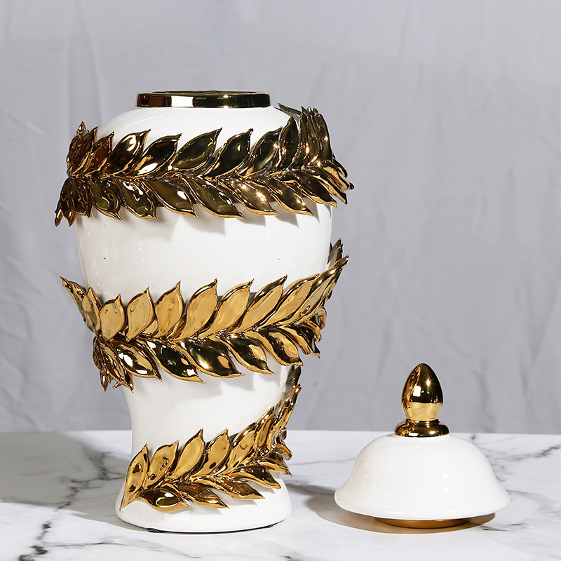 New ceramic electroplated decal golden general jar, European-style flower arrangement vase, handicraft display item, decorative storage jar details Picture