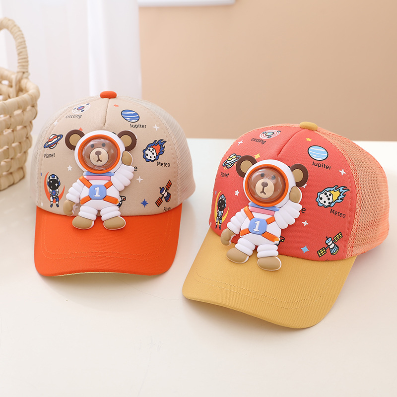 Kids' Cap Kids' Cap Kids' Baseball Cap Kids' Cap Summer Thin Sun Block Cap Baby Cartoon Cap Kids Astronaut Breathable Mesh Cap Application Scenario
