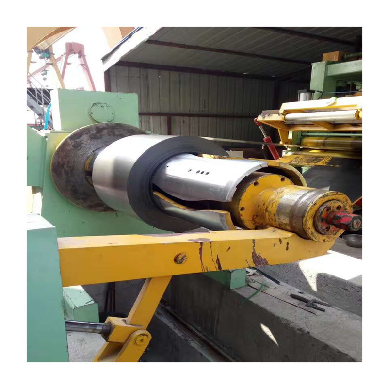 We offer a full range of Q195 cold-rolled steel coils in stock, including Q195 bright cold-rolled steel plates for deep drawing Item Picture