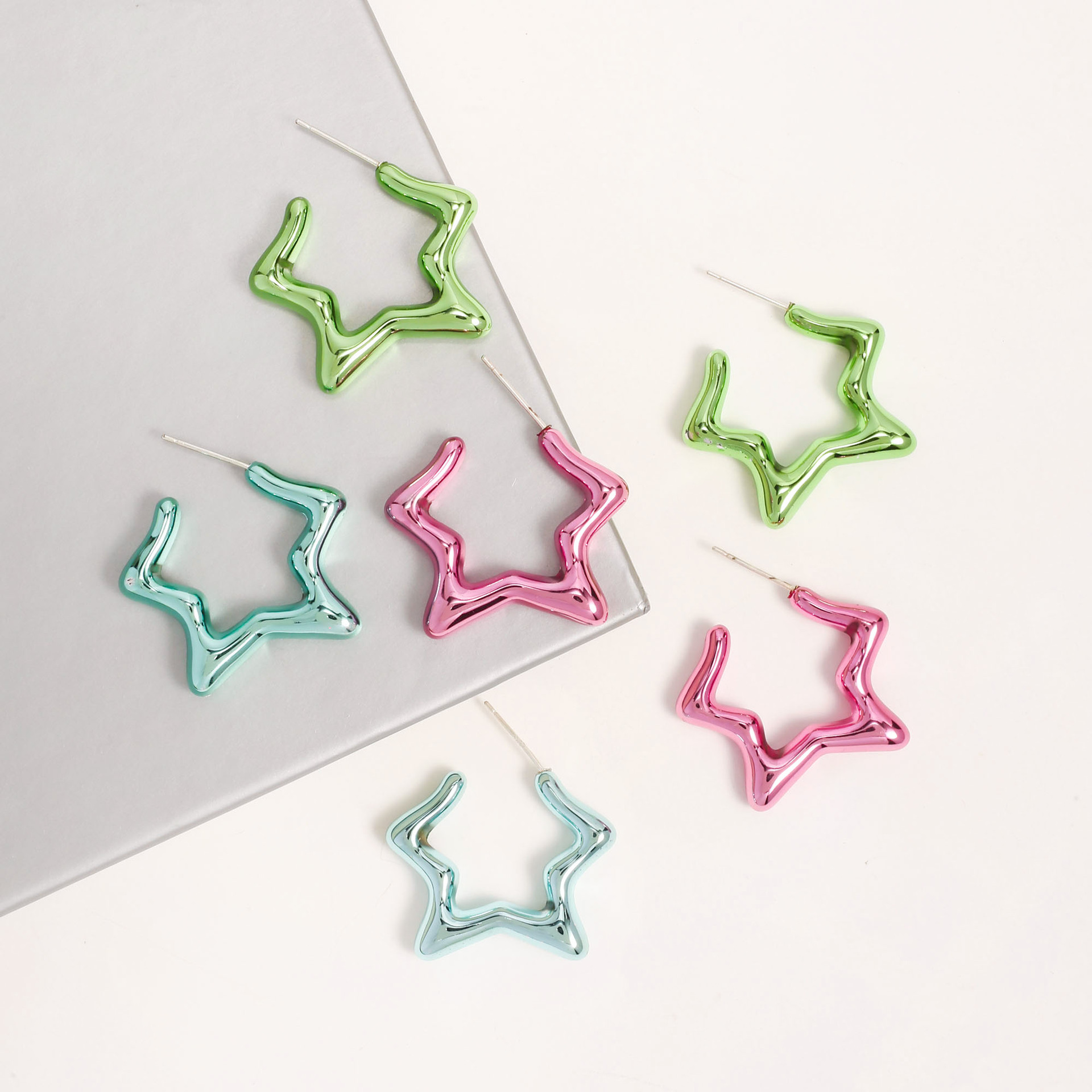 European and American retro geometric bright color electroplated five-pointed star stud earrings, summer girl's heart, ins sweet school style earring Specification image