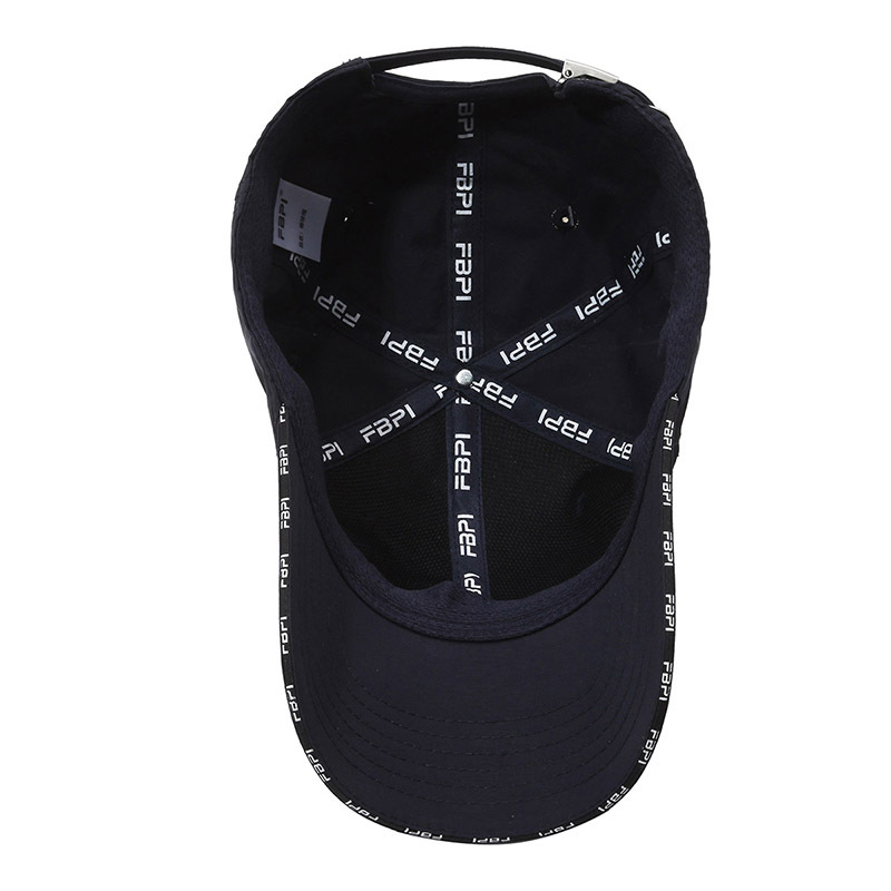 The new summer and autumn embroidered letter baseball cap offers sun protection and is fashionable and casual. It is a must-have for both men and women during spring and autumn outings Application Scenario