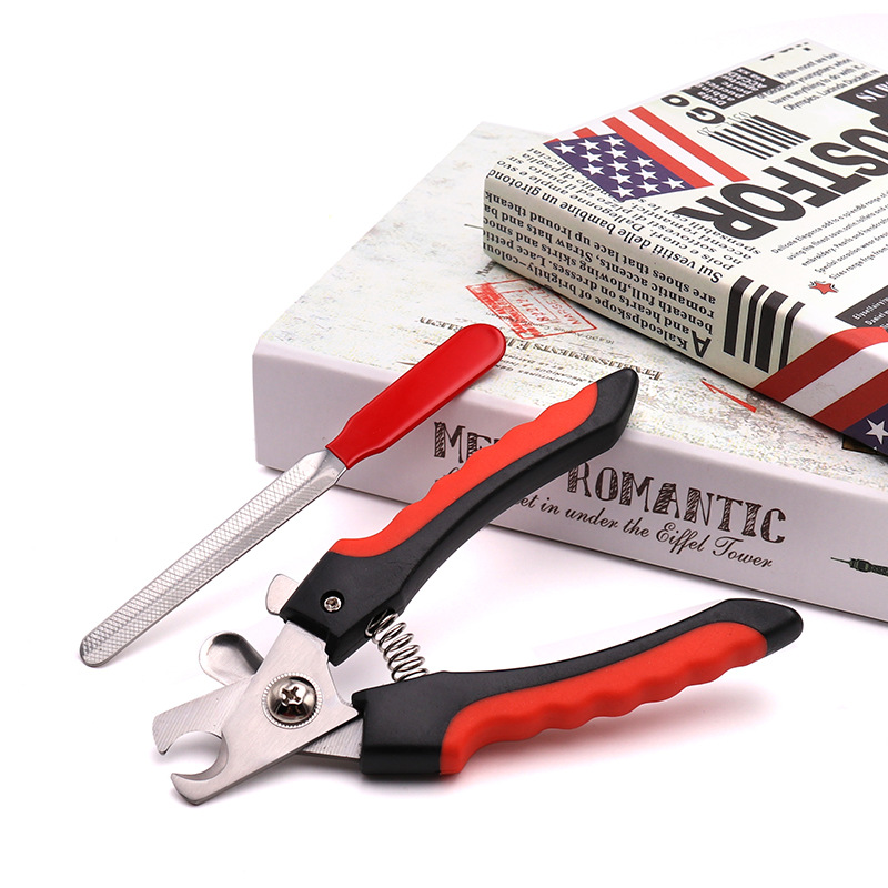 Pet Nail Clippers Large And Small Dog Clippers Stainless Steel Nail Clippers Pet Dog And Cat Nail Clippers Manicure Application Scenario