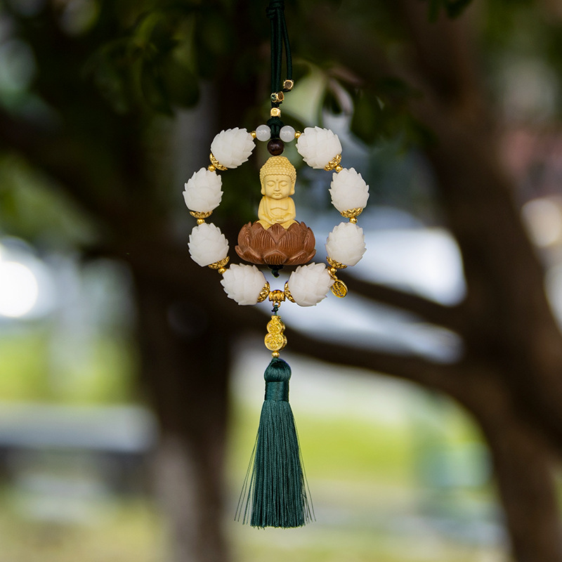 Lotus car hangers, interior boxwood small Buddha, rearview mirror car hangers, interior safety decoration items, car hangers, national trend Specification image