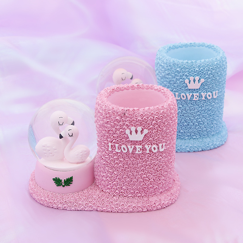Cartoon Luminous Flamingo Crystal Ball Pen Holder Ins Wind Home Desktop Storage Box Resin Nightlight Decoration Wholesale details Picture