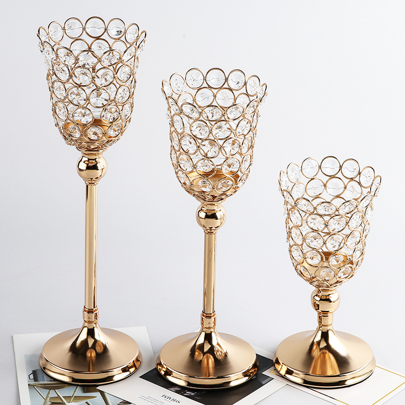 Cross-Border European Crystal Candlestick Romantic Wedding Wedding Metal Decoration Home Hotel Candlelight Dinner Props Decoration full figure