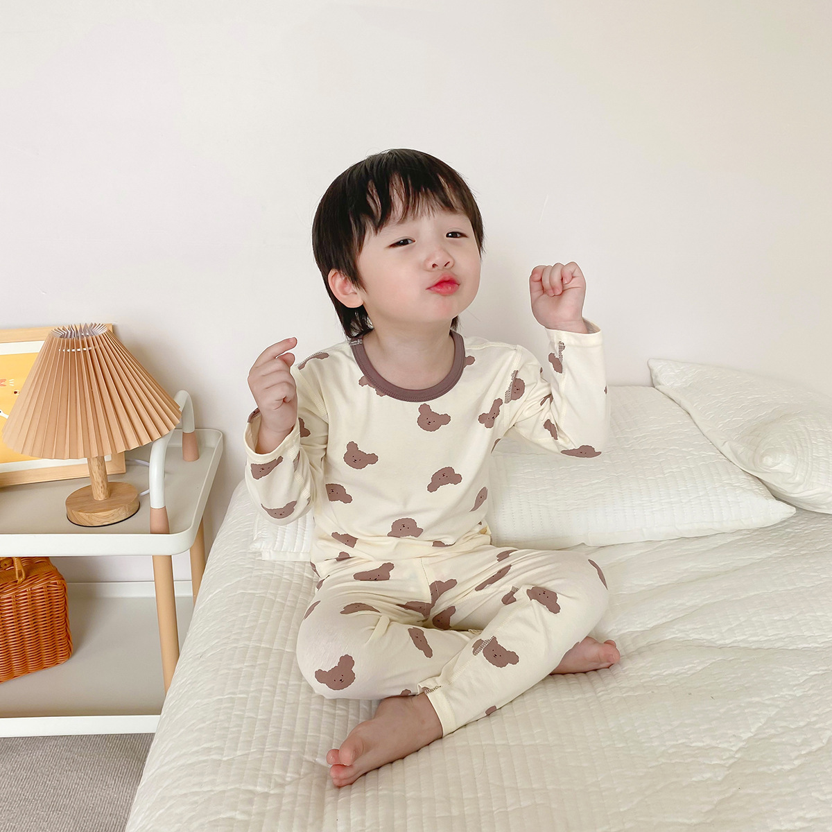 New children's Lycra home wear set, boneless antibacterial men's and girls' pajamas, thermal underwear and long Johns set, one-piece delivery details Picture