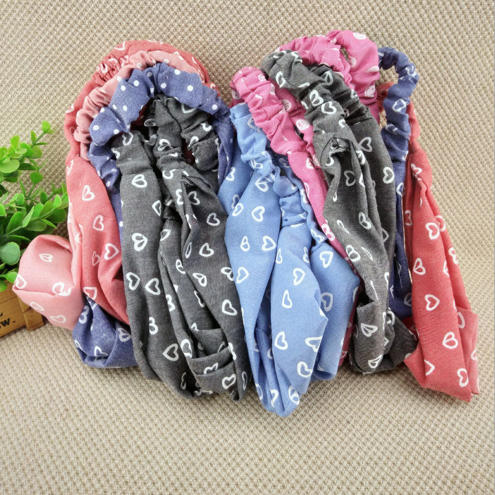 A2122 winter fabric hair band, face wash, hair band, makeup, mask and hair cover wholesale at two-yuan store department store Application Scenario