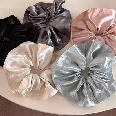 A new, popular, large-sized, simple pearlescent satin hat with a large brim, a large intestine hair band, a high-end hairstyle, and a ponytail hair tie at the back of the head thumbnail