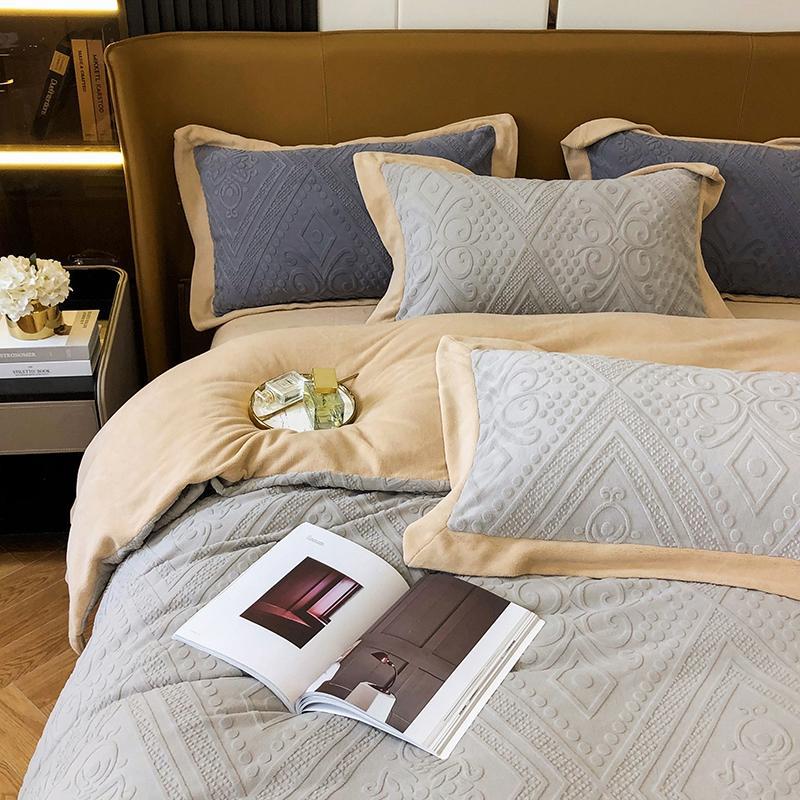 Class A Baby Fleece 4-Piece Set European Milk Fleece Thickened Coral Fleece Duvet Cover With Fleece Flannel Winter 1.8 Bed Cap