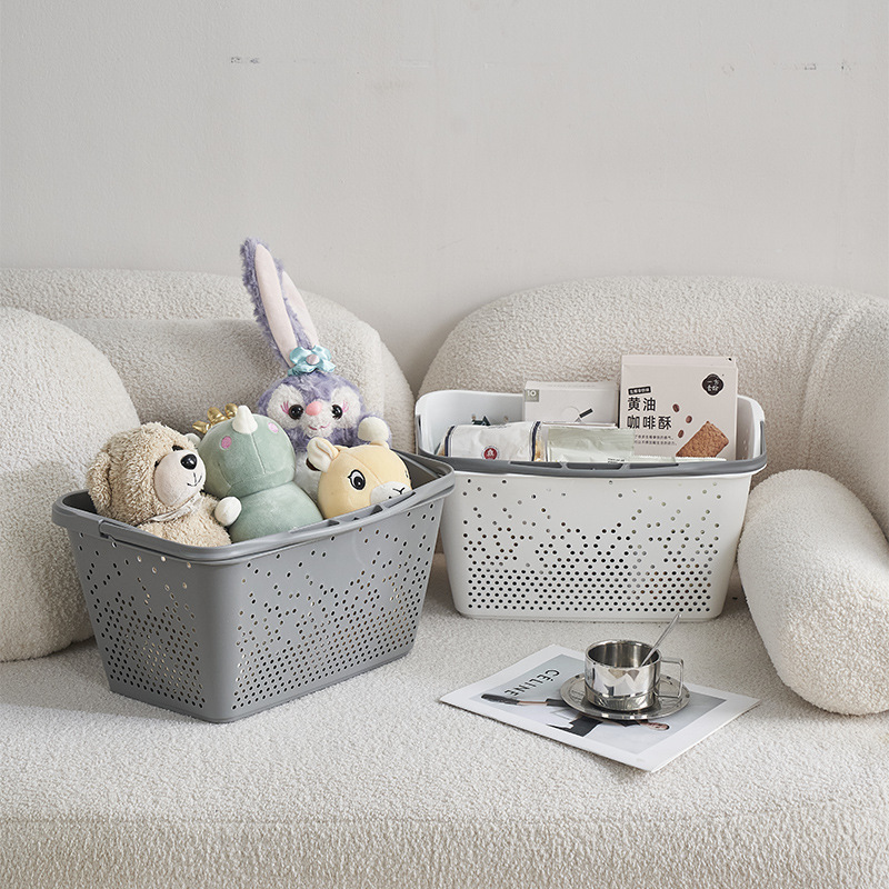 Spot wholesale supermarket shopping hand laundry basket Household bathroom laundry basket plastic hollow underwear storage basket Application Scenario