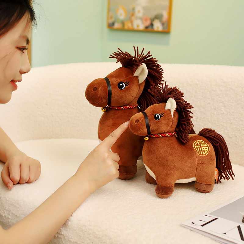 Wholesale of 2026 Year of the Horse mascot dolls, national trend zodiac horse dolls, plush toys, and Fuma dolls Company's annual meeting gifts Application Scenario