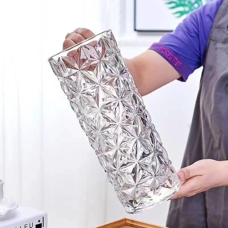 Wholesale of Nordic InS-style transparent glass vases, high-end and auspicious bamboo glassware decorative vases Application Scenario