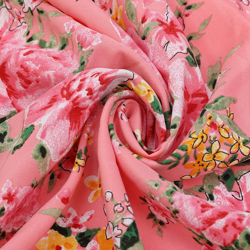 Large-flower dress, polyester printed fabric, plain weave four-sided chiffon shirt fabric, home wear and pajamas fabric details Picture