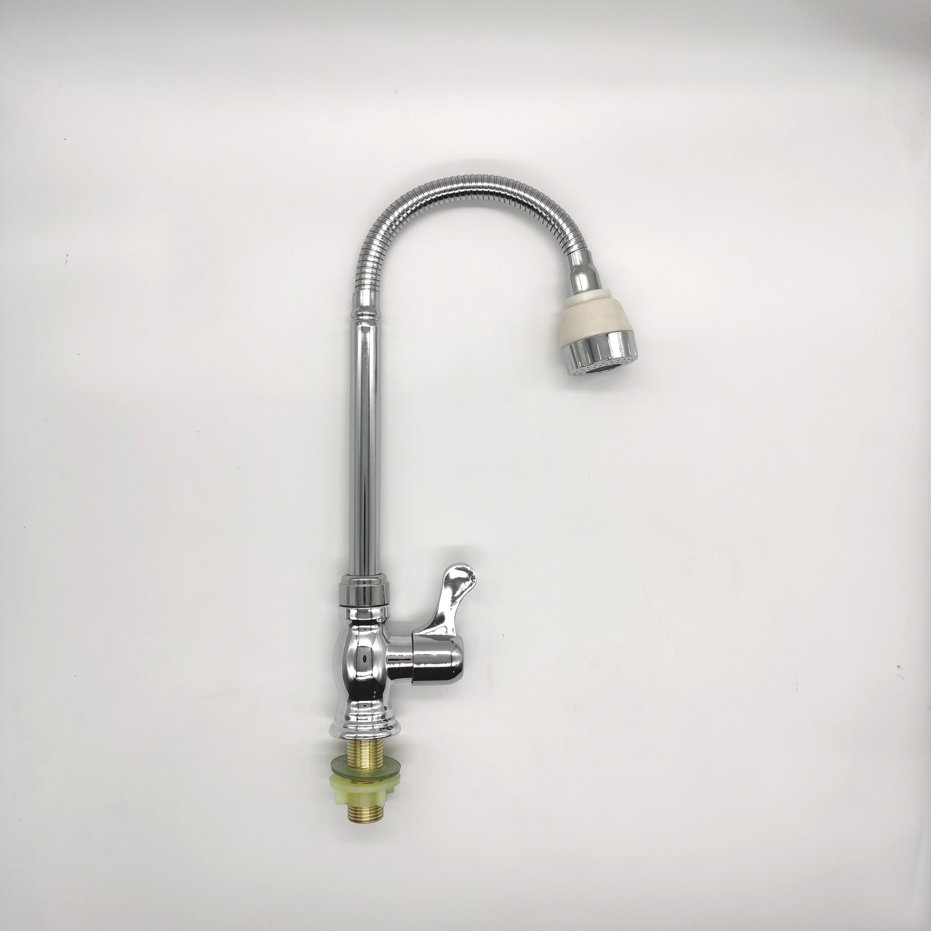 Washbasin, single-hole faucet, bathroom washbasin, kitchen single sink, adjustable universal extension, washbasin, single cold water nozzle Application Scenario