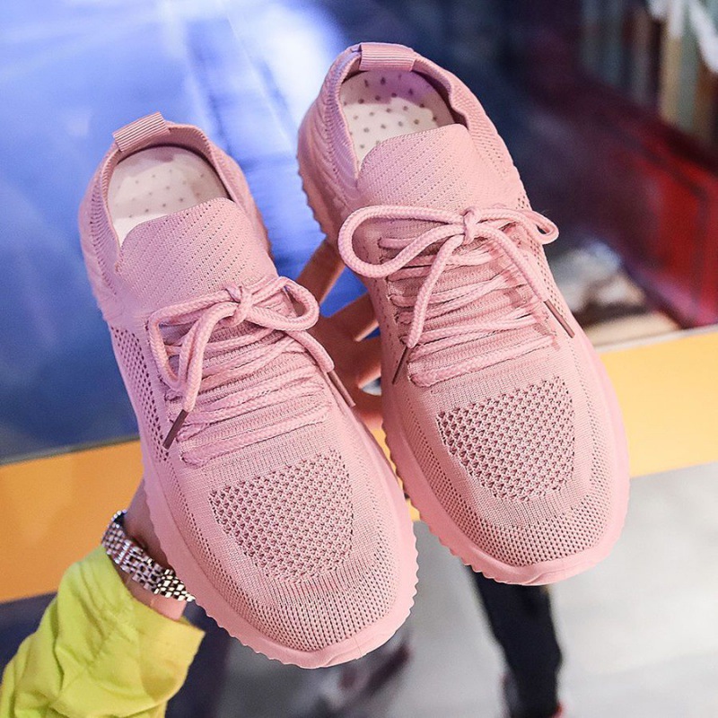 Indoor Fitness Shoes Women's Shoes New Summer Sports Shoes Women Breathable Mesh Surface Lightweight Flying Woven Running Shoes Travel Shoes Item Picture