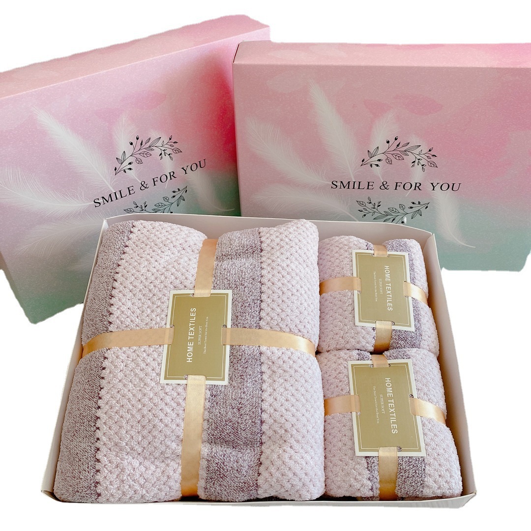 【 Chi Jia 】 Coral Velvet Towel, Bath Towel, Chinese Knot Cover, Three-piece Set, Gift Box, Wedding Gift and Souvenir Item Picture