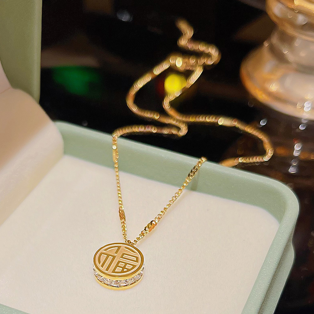 Titanium Steel Necklace Does Not Fade Female High-Grade Sense Small Luxury Husi Pendant New Explosive Double-Sided Collarbone Chain Chain full figure