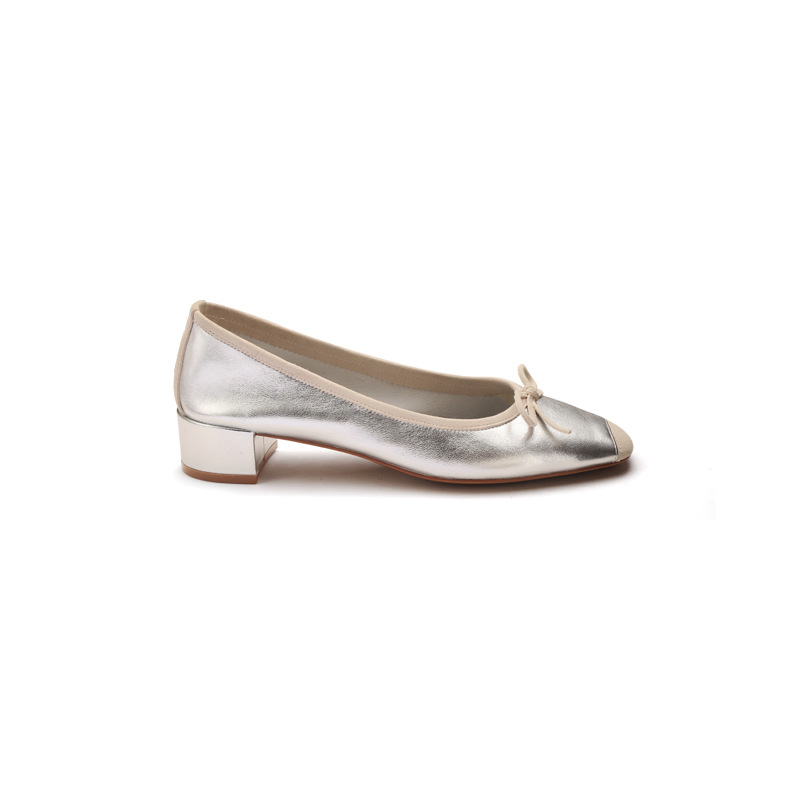 Silk and lambskin French square-toed bow flat shoes, one foot shows small feet, shallow opening ballet shoes, single shoes for women Item Picture