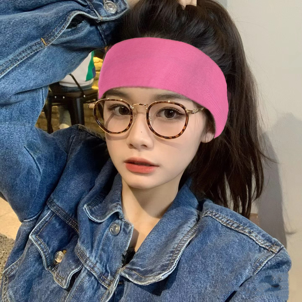 Star-style knitted hair band in solid color, simple and versatile, yoga and fitness hair tie, windproof sports elastic headband for women Application Scenario