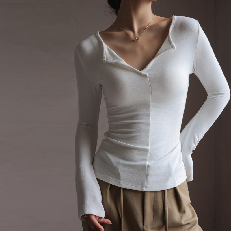 高品质莫代尔秋冬季V领打底衫女内搭设计感上衣白色长袖t恤打底衣