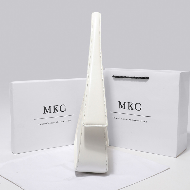 男士腰包实物图