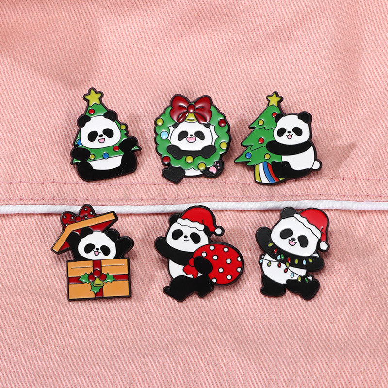 Christmas brooches, holiday clothes, bags, decorative small pendants, alloy cartoon, cute Christman-shaped panda badges details Picture