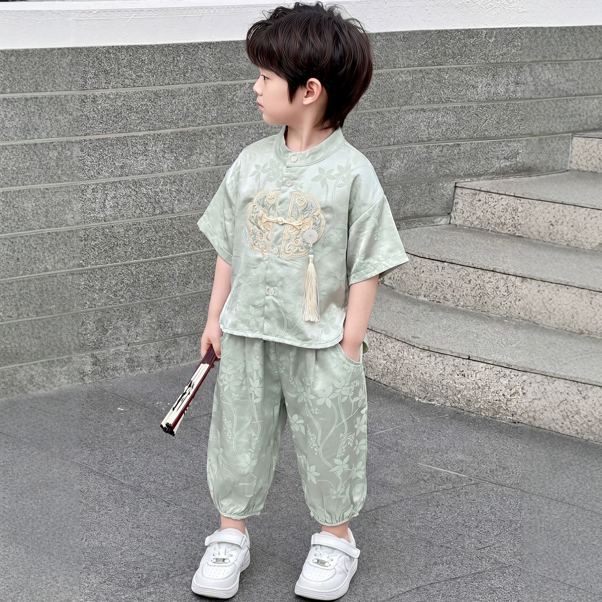 National Trend -2026 New Boys' short-sleeved shirts, long pants, Tang and Hanfu two-piece Set, performance costume, children's summer wear, New Chinese-style set