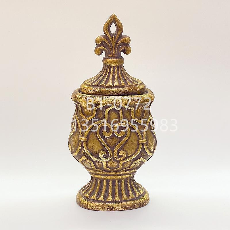 European-style light luxury electroplated gold-edge jar, general jar decoration, TV entrance hall decoration, storage jar decoration, golden castle vase Application Scenario