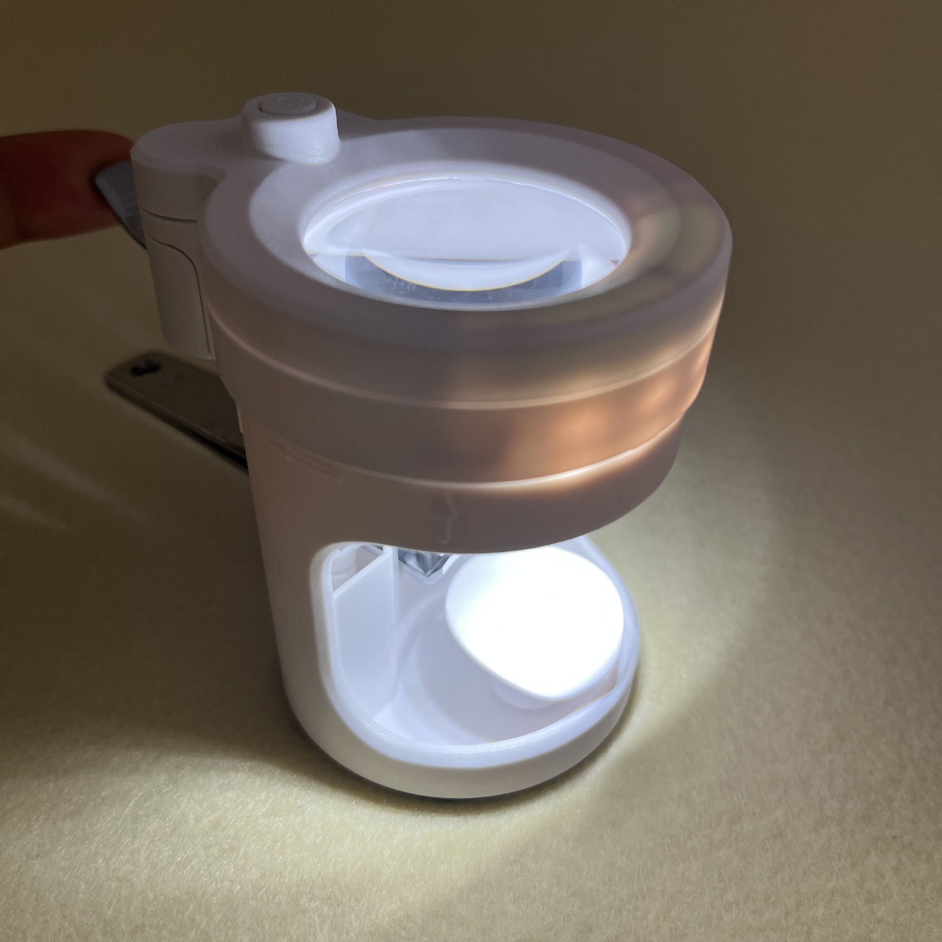 放大镜/百货/老年专用放大镜/vudu速瞄/放大镜灯产品图