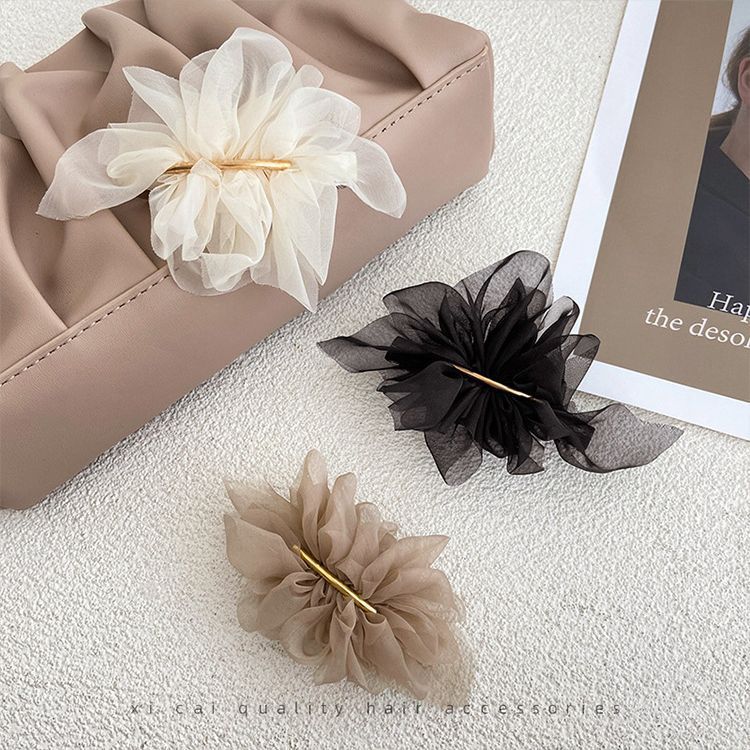 Super Fairy Chiffon Flower Hair Clip Female Summer Back Head Ponytail Clip Headdress Simple Spring Clip Application Scenario