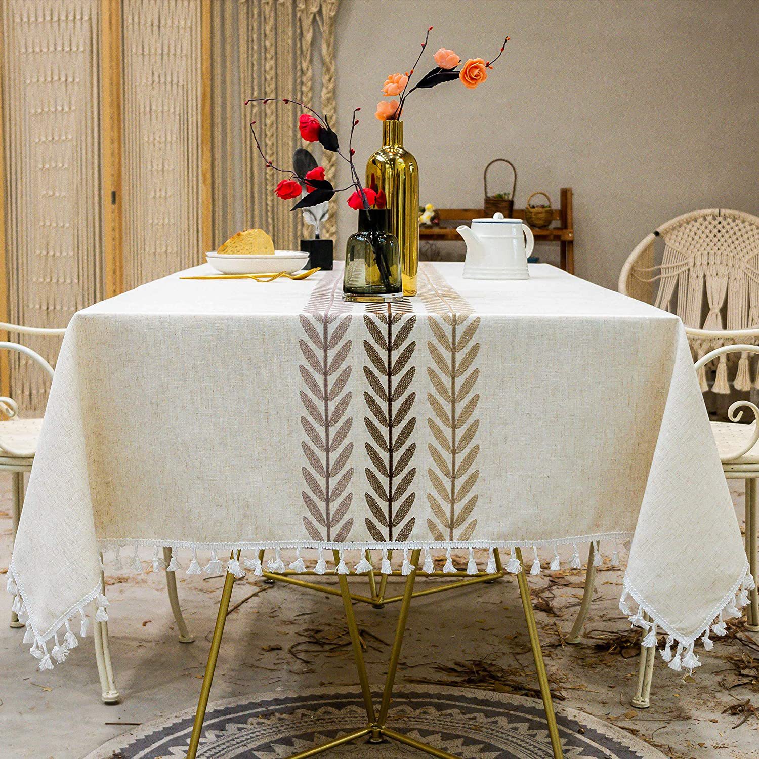Amazon cross-border Nordic-style fringed tablecloth, embroidered flower leaf party, American decorative dust-proof tablecloth cover