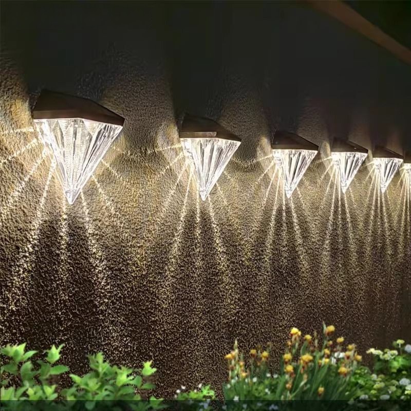 Amazon Foreign Trade Solar Small Wall Light Garden Balcony Steps Terrace Wall Decoration Wash Wall Atmosphere Wall Light Application Scenario