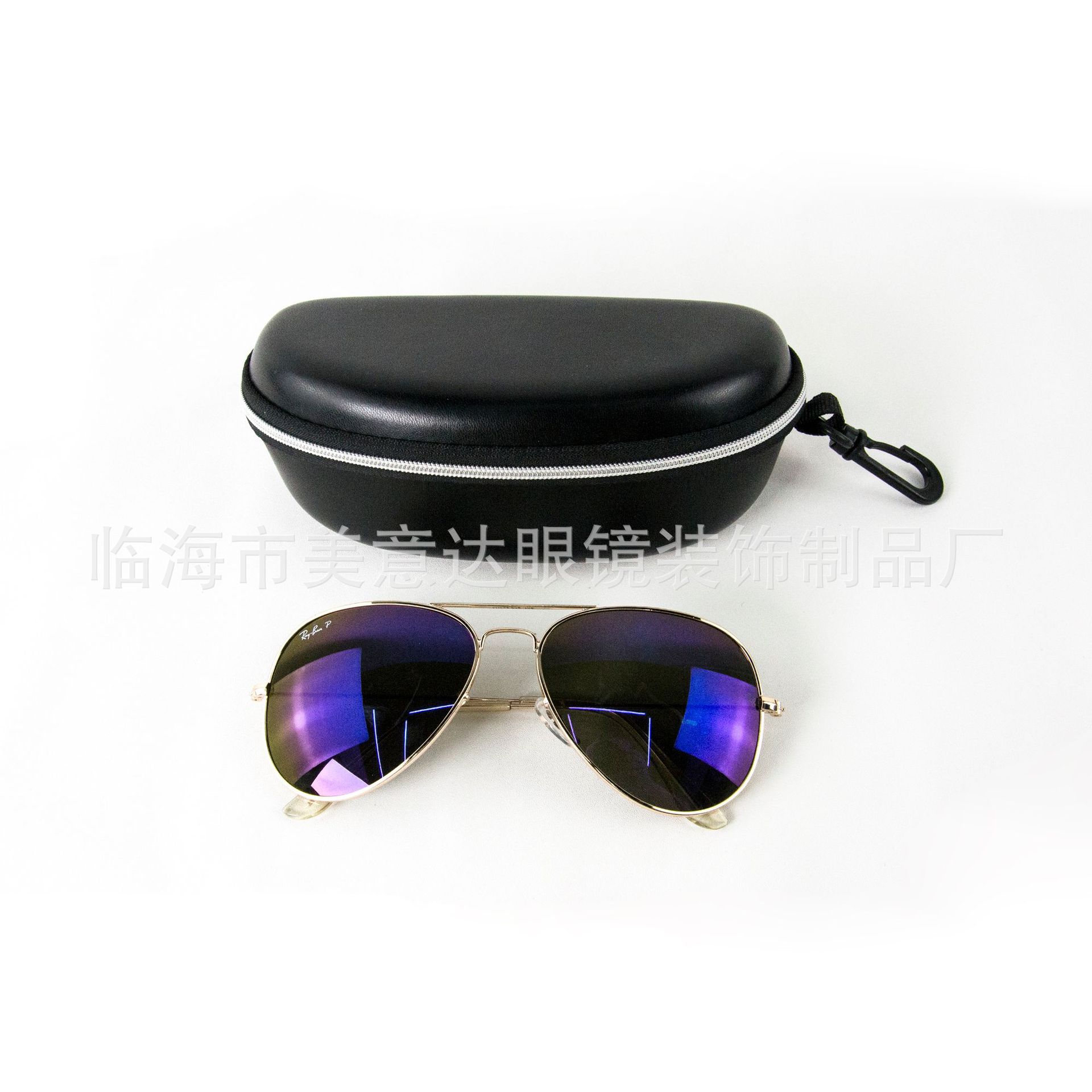Leather sunglasses, zipper case, lightweight, unisex sports case with hooks Item Picture